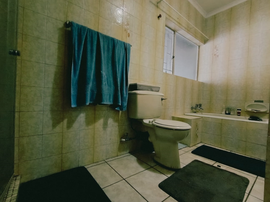 4 Bedroom Property for Sale in Wilkoppies North West